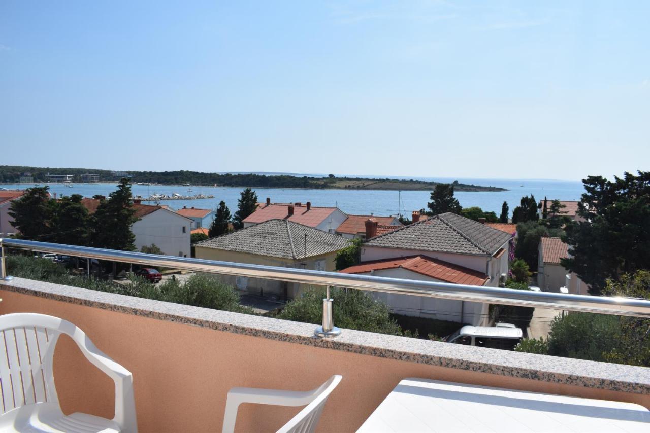 Apartmani Katica Novalja Εξωτερικό φωτογραφία