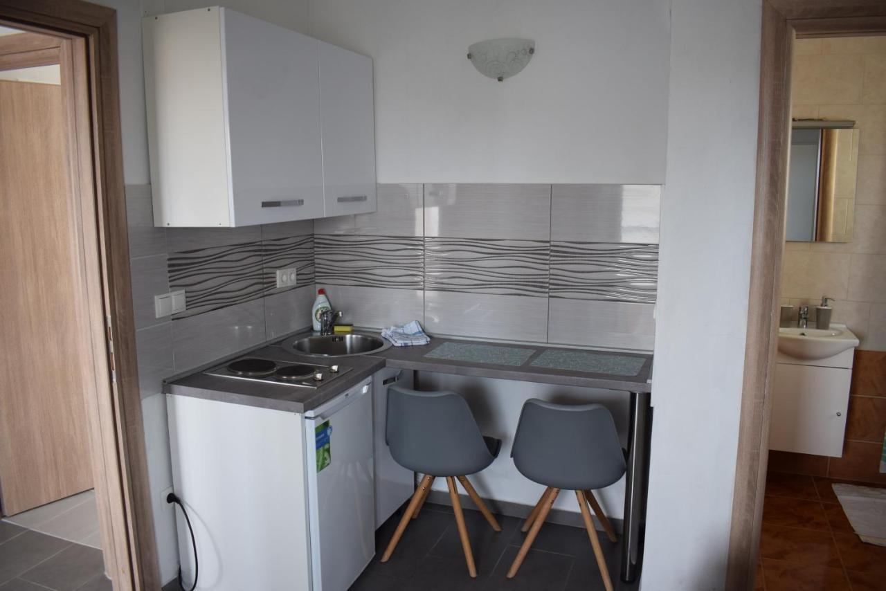 Apartmani Katica Novalja Εξωτερικό φωτογραφία