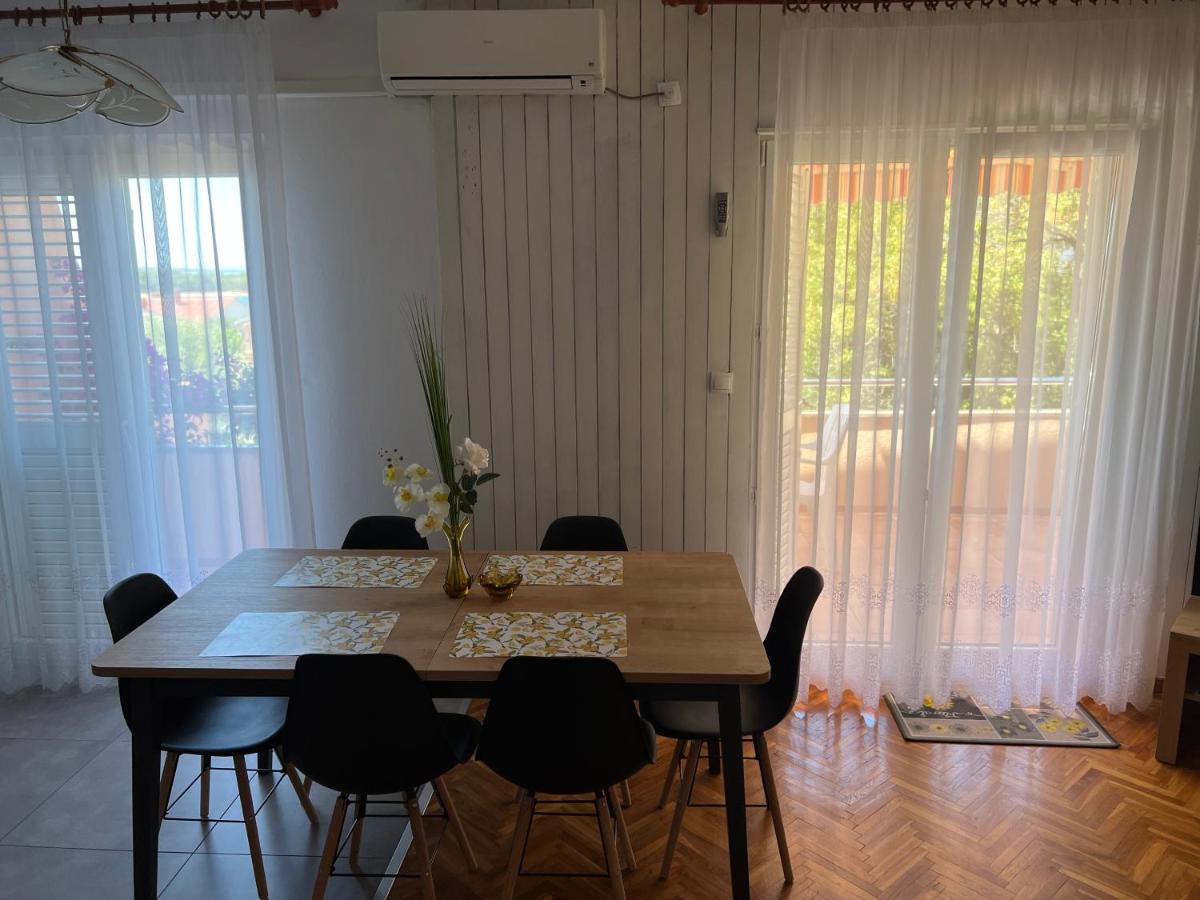 Apartmani Katica Novalja Εξωτερικό φωτογραφία