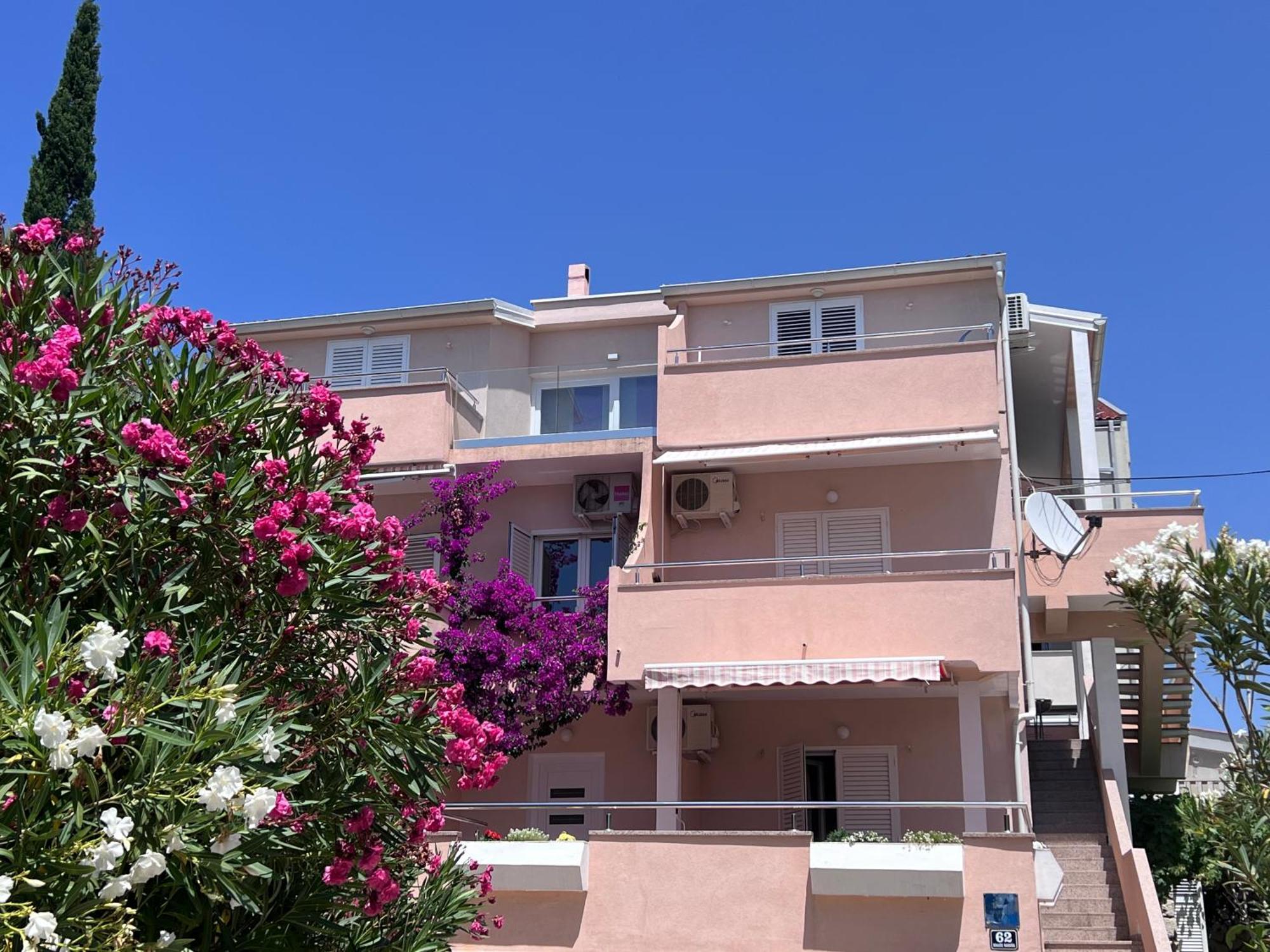 Apartmani Katica Novalja Εξωτερικό φωτογραφία